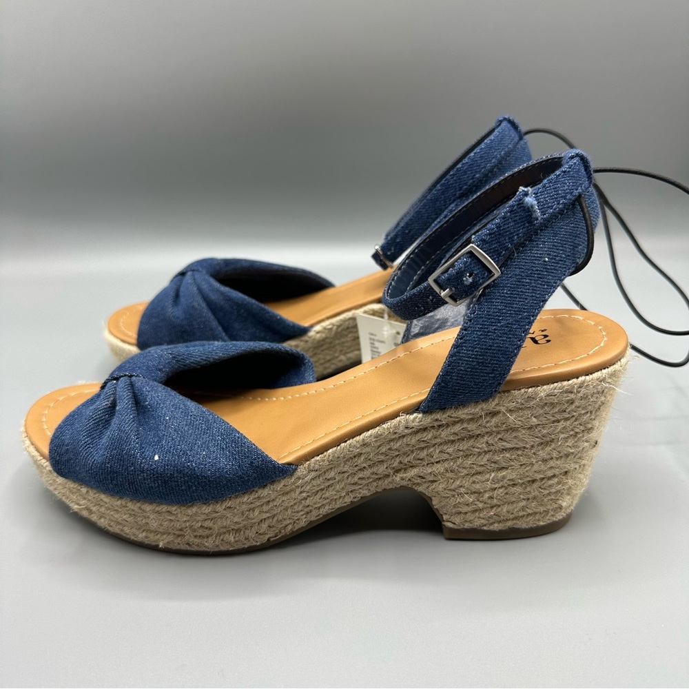 Ana Dukes Blue denim espadrille wedges Sandals Women’s size 7.5